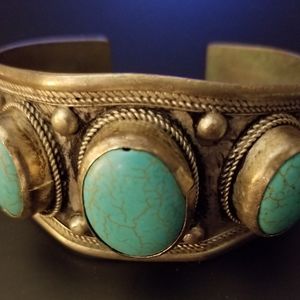 Turquoise Large Stoned Bracelet